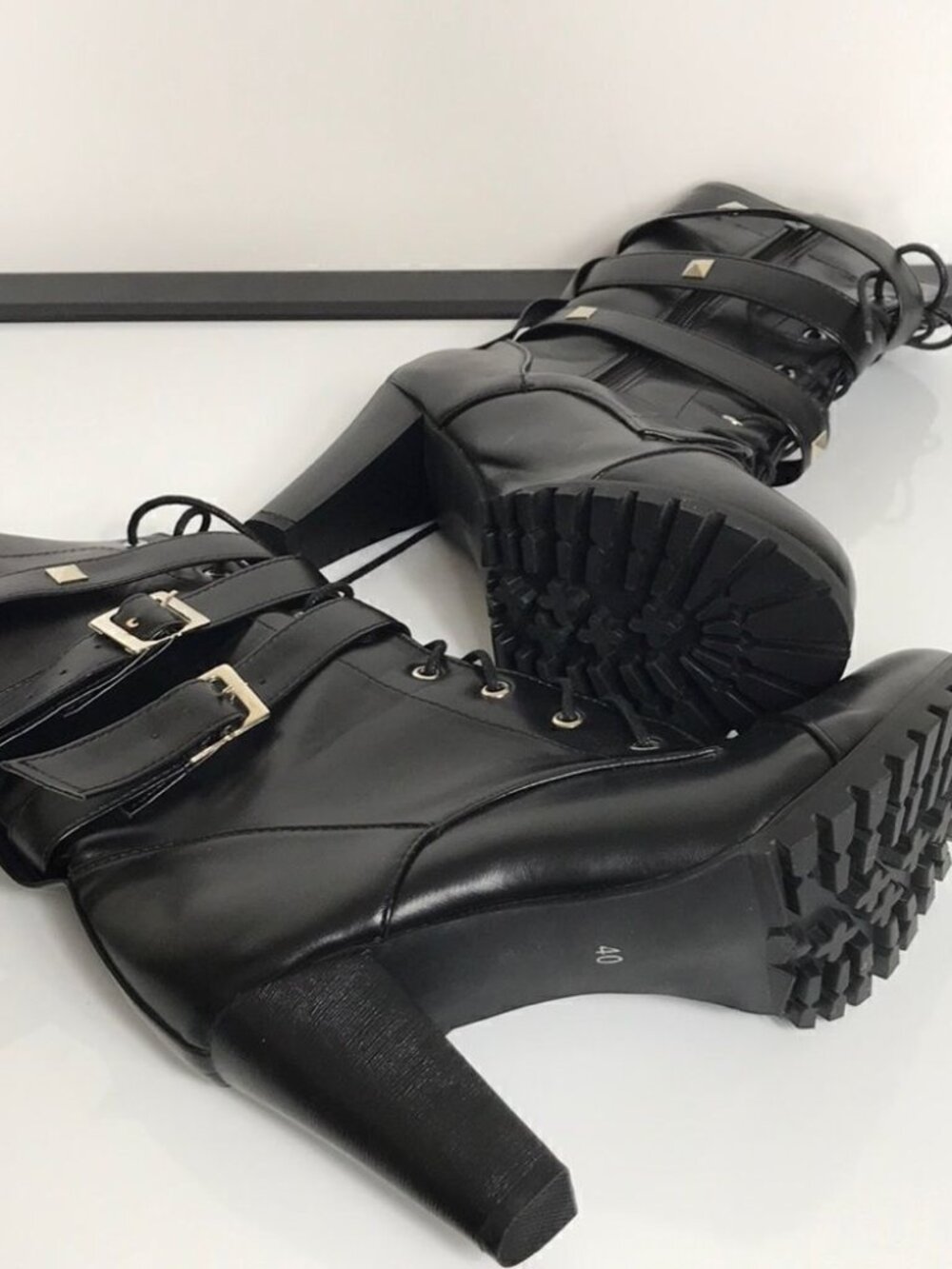 Unbranded Round-Toe Mid-Calf Heeled Boot